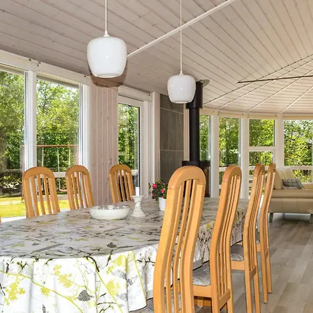 Gorgeous In With Kitchen Hals